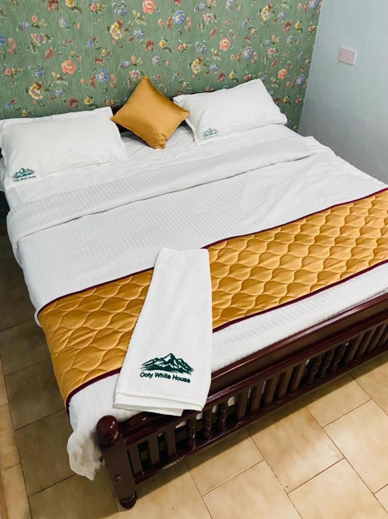 Bob Lesiure Hotel Ооти Екстериор снимка