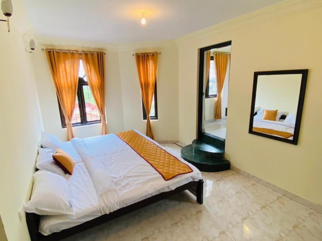 Bob Lesiure Hotel Ооти Екстериор снимка