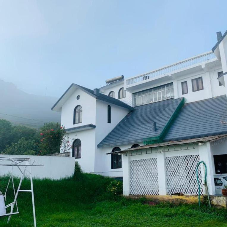Bob Lesiure Hotel Ооти Екстериор снимка