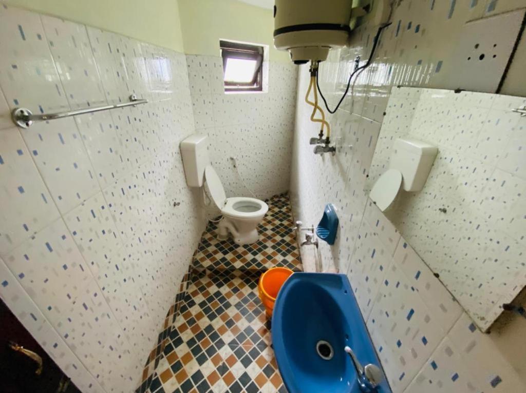 Bob Lesiure Hotel Ооти Екстериор снимка
