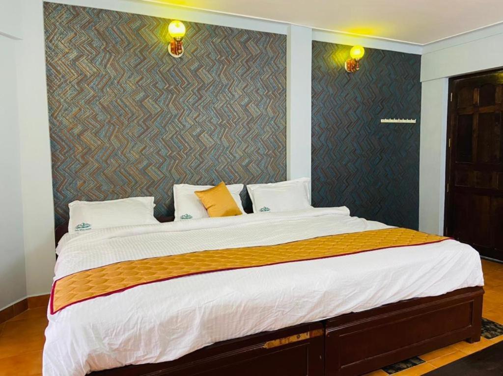 Bob Lesiure Hotel Ооти Екстериор снимка