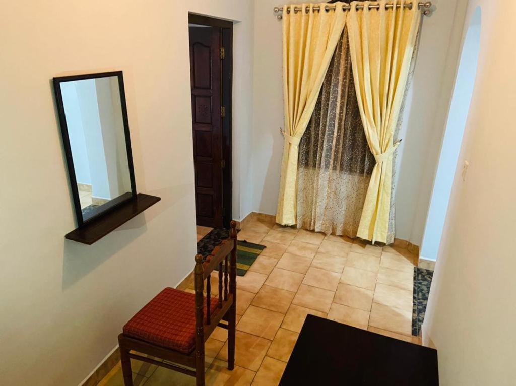 Bob Lesiure Hotel Ооти Екстериор снимка