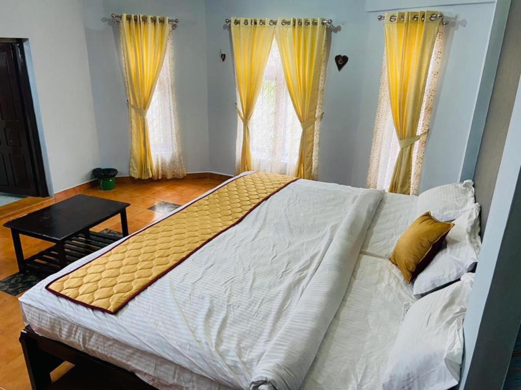 Bob Lesiure Hotel Ооти Екстериор снимка
