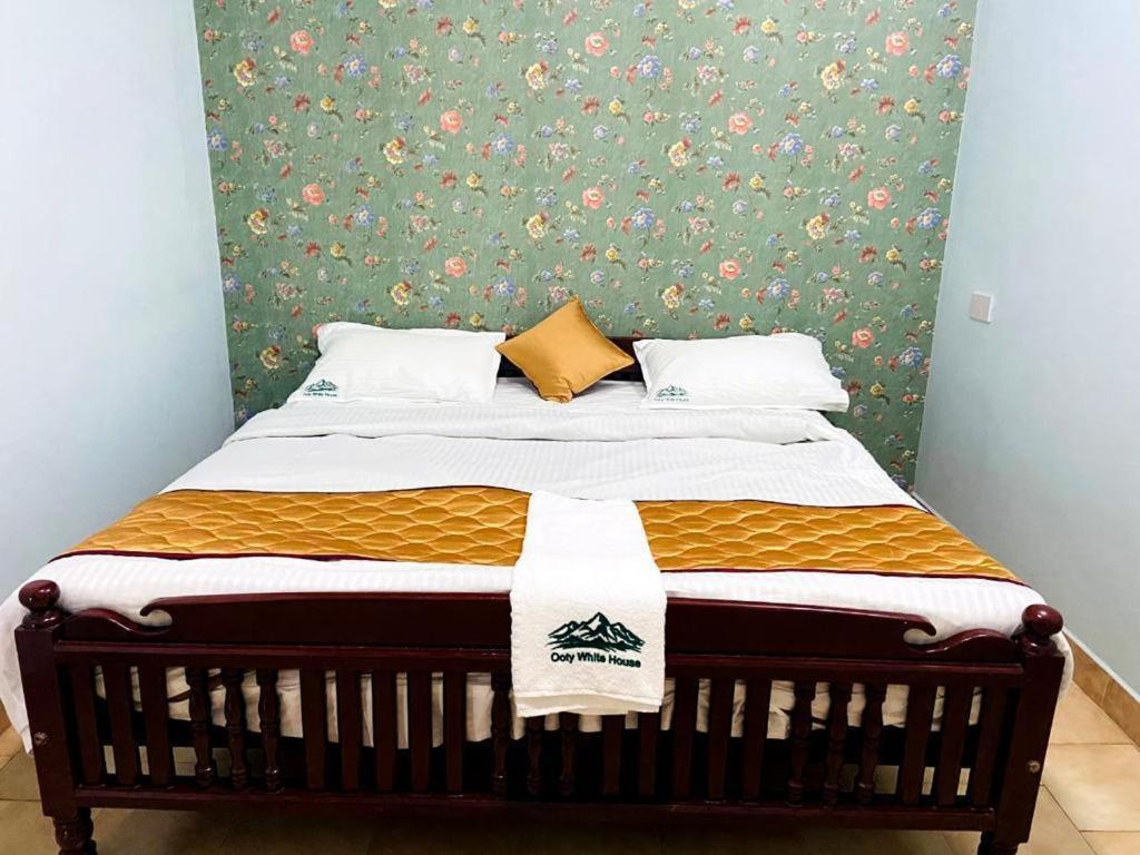 Bob Lesiure Hotel Ооти Екстериор снимка